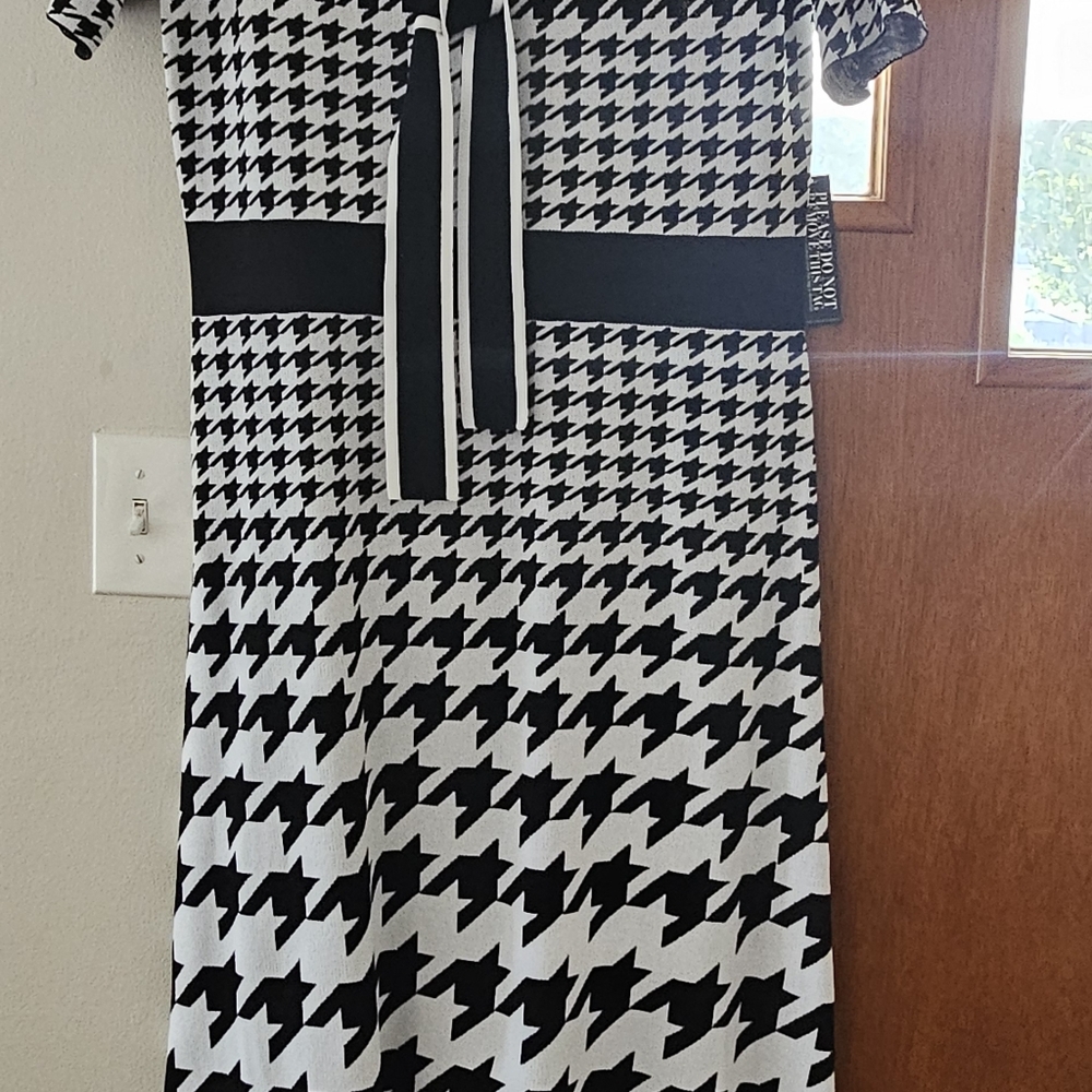 Sweater dress - Picture 3 of 9